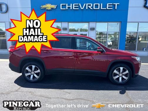 Cajun Red Tintcoat 2020 Chevrolet Traverse LT Leather