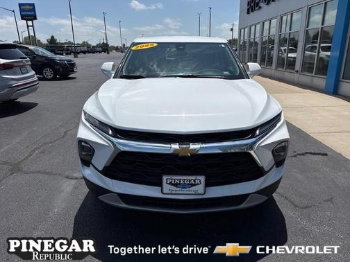 Summit White 2025 Chevrolet Blazer LT