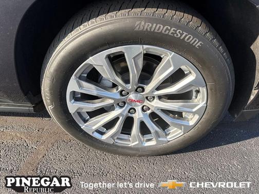 2024 GMC Yukon Denali