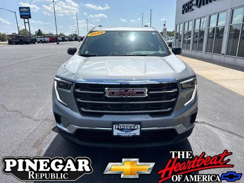 Sterling 2025 GMC Acadia Elevation