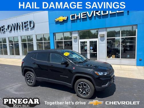 2025 Jeep Compass Trailhawk
