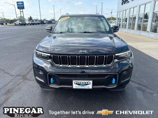 2022 Jeep Grand Cherokee 4xe Overland