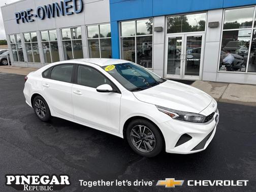 2024 Kia Forte LXS