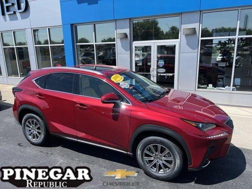 Photo 5 of 29 of 2020 Lexus NX 300 Base