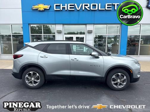 Sterling Gray Metallic 2023 Chevrolet Blazer 2LT