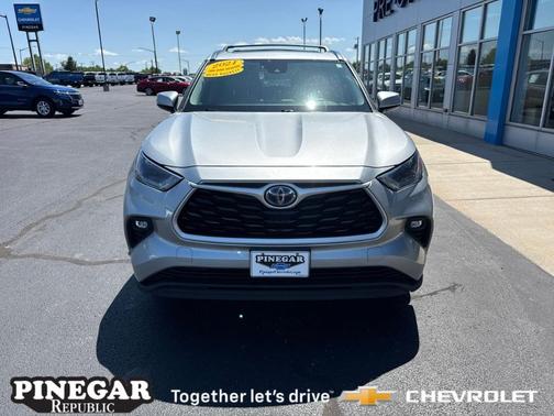 2021 Toyota Highlander Hybrid XLE