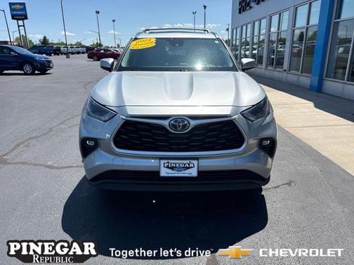 2021 Toyota Highlander Hybrid XLE