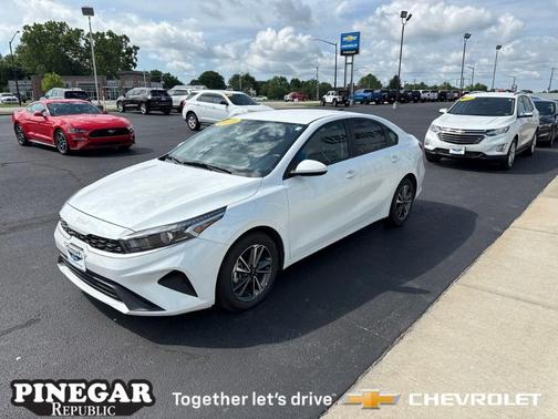 2023 Kia Forte LXS