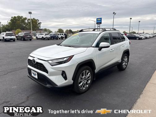 2023 Toyota RAV4 XLE Premium
