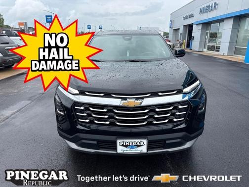 Mosaic Black Metallic 2026 Chevrolet Equinox LT