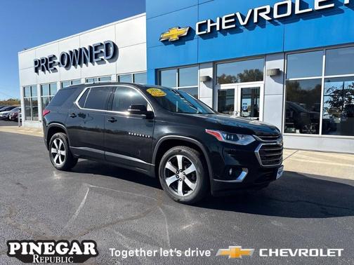 2021 Chevrolet Traverse LT Leather