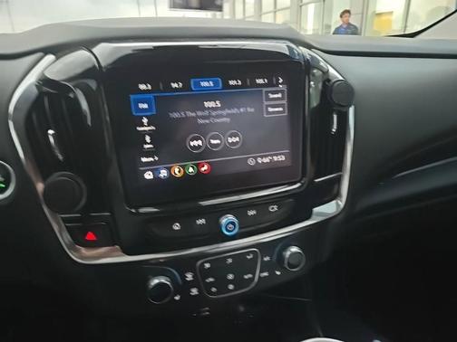 2021 Chevrolet Traverse LT Leather