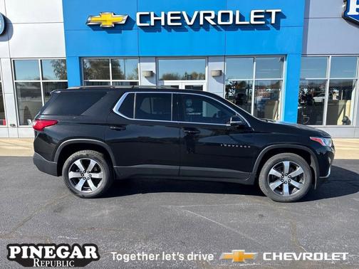 2021 Chevrolet Traverse LT Leather