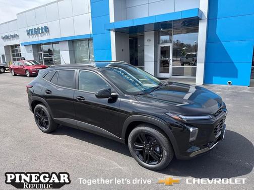 Mosaic Black Metallic 2026 Chevrolet Trax ACTIV