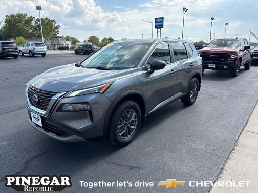 2022 Nissan Rogue S