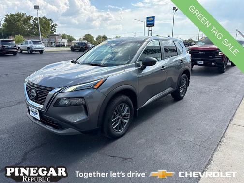2022 Nissan Rogue S