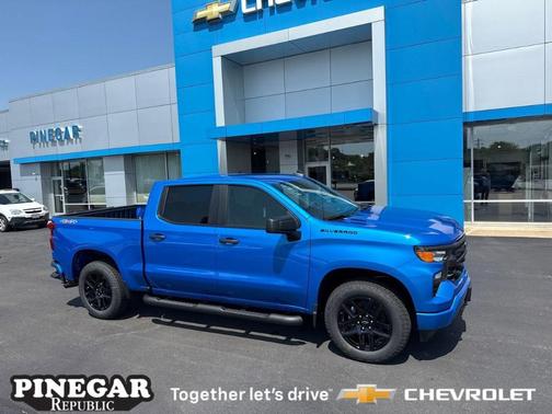 2025 Chevrolet Silverado 1500 Custom