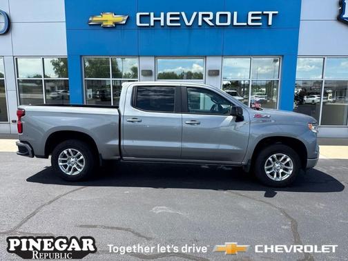 2024 Chevrolet Silverado 1500 RST