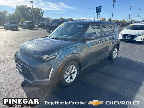 2024 Kia Soul LX