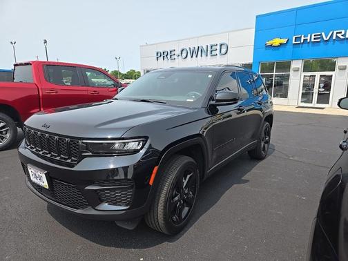 2024 Jeep Grand Cherokee Laredo