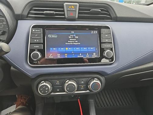 2023 Nissan Versa 1.6 SV