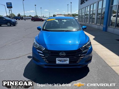 2023 Nissan Versa 1.6 SV