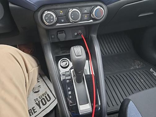 2023 Nissan Versa 1.6 SV