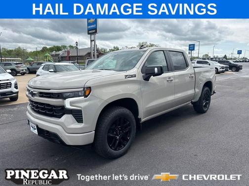 White Sand 2026 Chevrolet Silverado 1500 RST