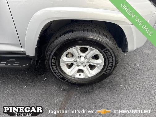2024 Toyota 4Runner SR5