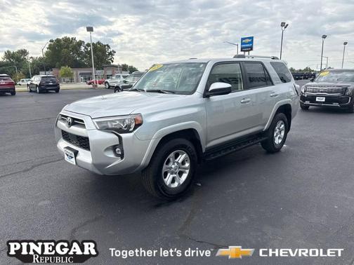 2024 Toyota 4Runner SR5