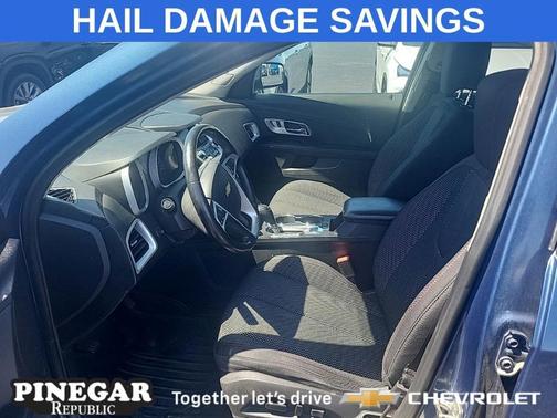 Patriot Blue Metallic 2017 Chevrolet Equinox LT