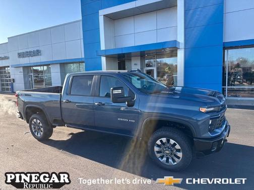 2026 Chevrolet Silverado 2500 Custom