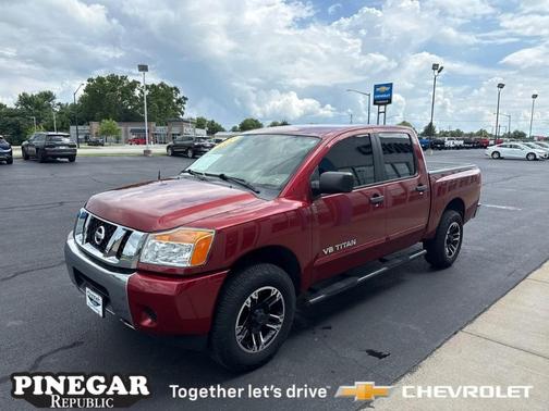 2015 Nissan Titan SV