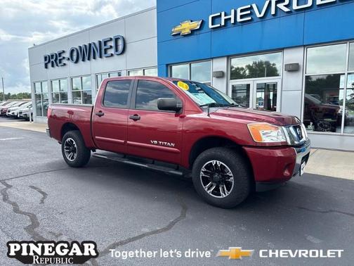 2015 Nissan Titan SV