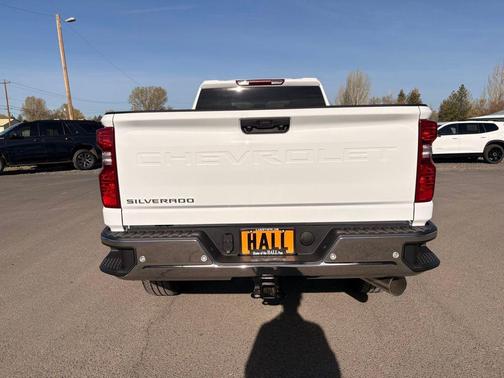 Summit White 2026 Chevrolet Silverado 3500 WT