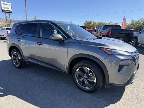 Gun Metallic 2024 Nissan Rogue SV