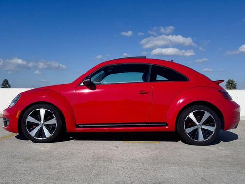 2012 Volkswagen Beetle Base