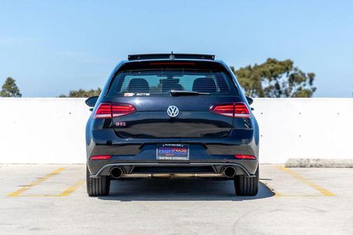 2019 Volkswagen Golf GTI 2.0T S 4-Door