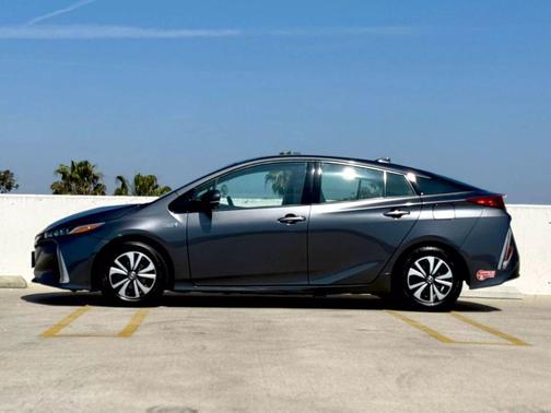 2017 Toyota Prius Prime Plus
