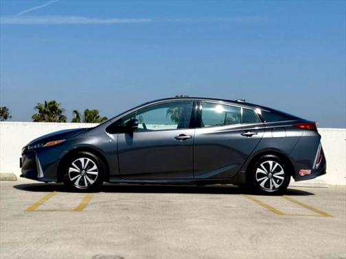 2017 Toyota Prius Prime Plus