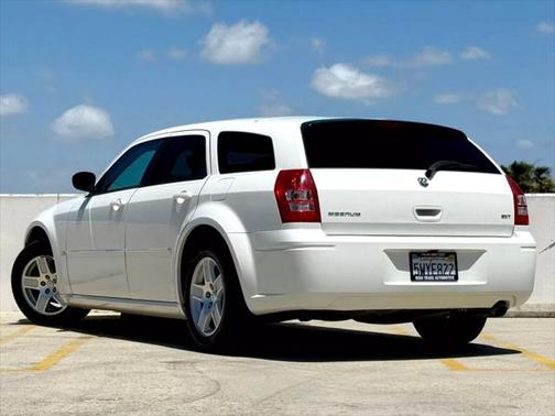 2006 Dodge Magnum Sport Wagon 4D