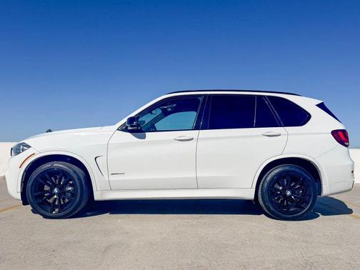 2015 BMW X5 xDrive50i