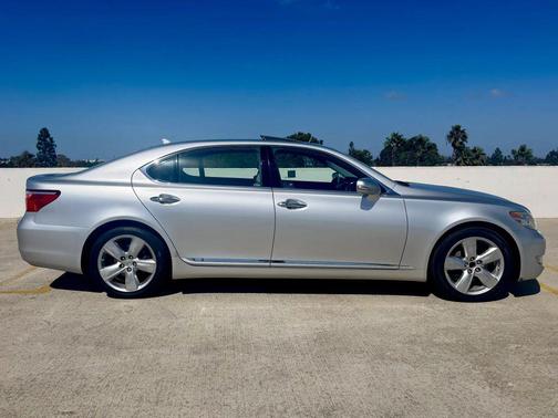 2010 Lexus LS 460 L