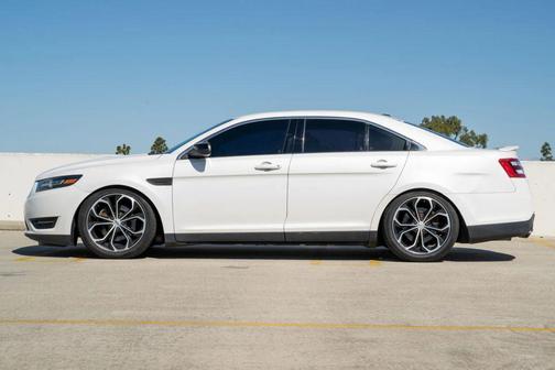 2015 Ford Taurus SHO