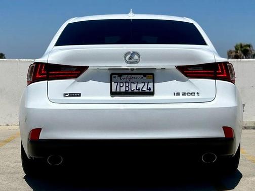2016 Lexus IS 200t Base