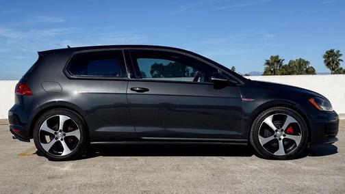 2016 Volkswagen Golf GTI 2.0T S 4-Door