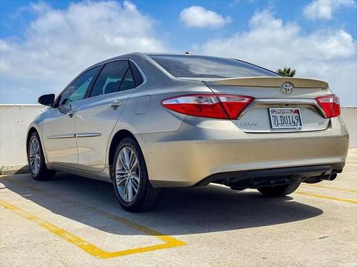 2015 Toyota Camry SE