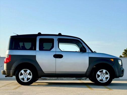 2004 Honda Element EX