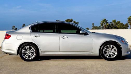 2012 INFINITI G37 Journey
