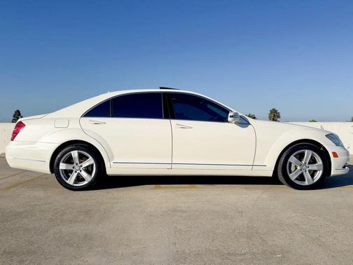 2013 Mercedes-Benz S-Class 4MATIC
